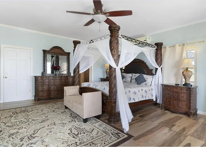 Hospitality Expert Vsv 6br Pool Villa Montego Bay