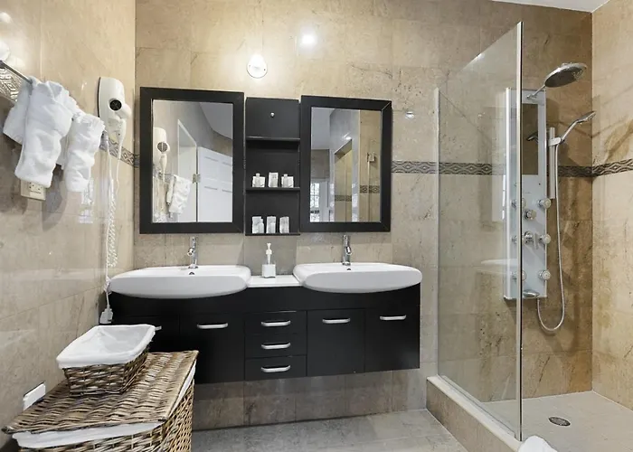 Hospitality Expert Vsv 6br Pool Villa